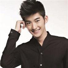 王子义个人资料,才华横溢的年轻艺术家，探索艺术与生活的完美融合